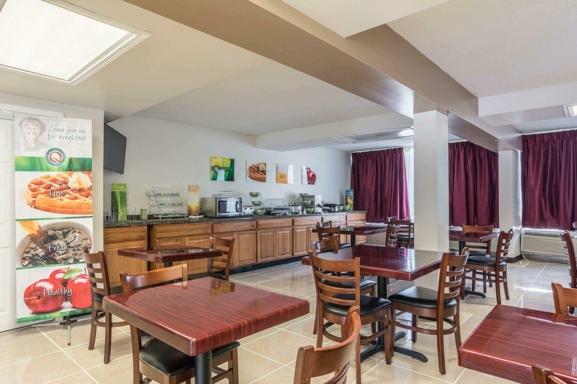 Days Inn By Wyndham Hartsfield Jackson Atlanta Airport West College Park Bagian luar foto