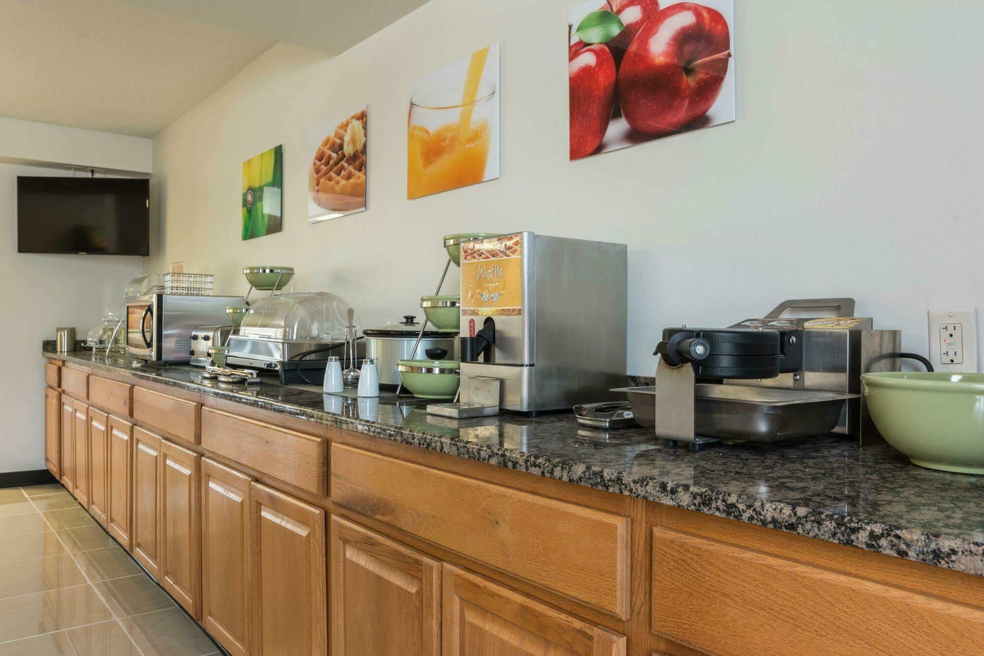 Days Inn By Wyndham Hartsfield Jackson Atlanta Airport West College Park Bagian luar foto