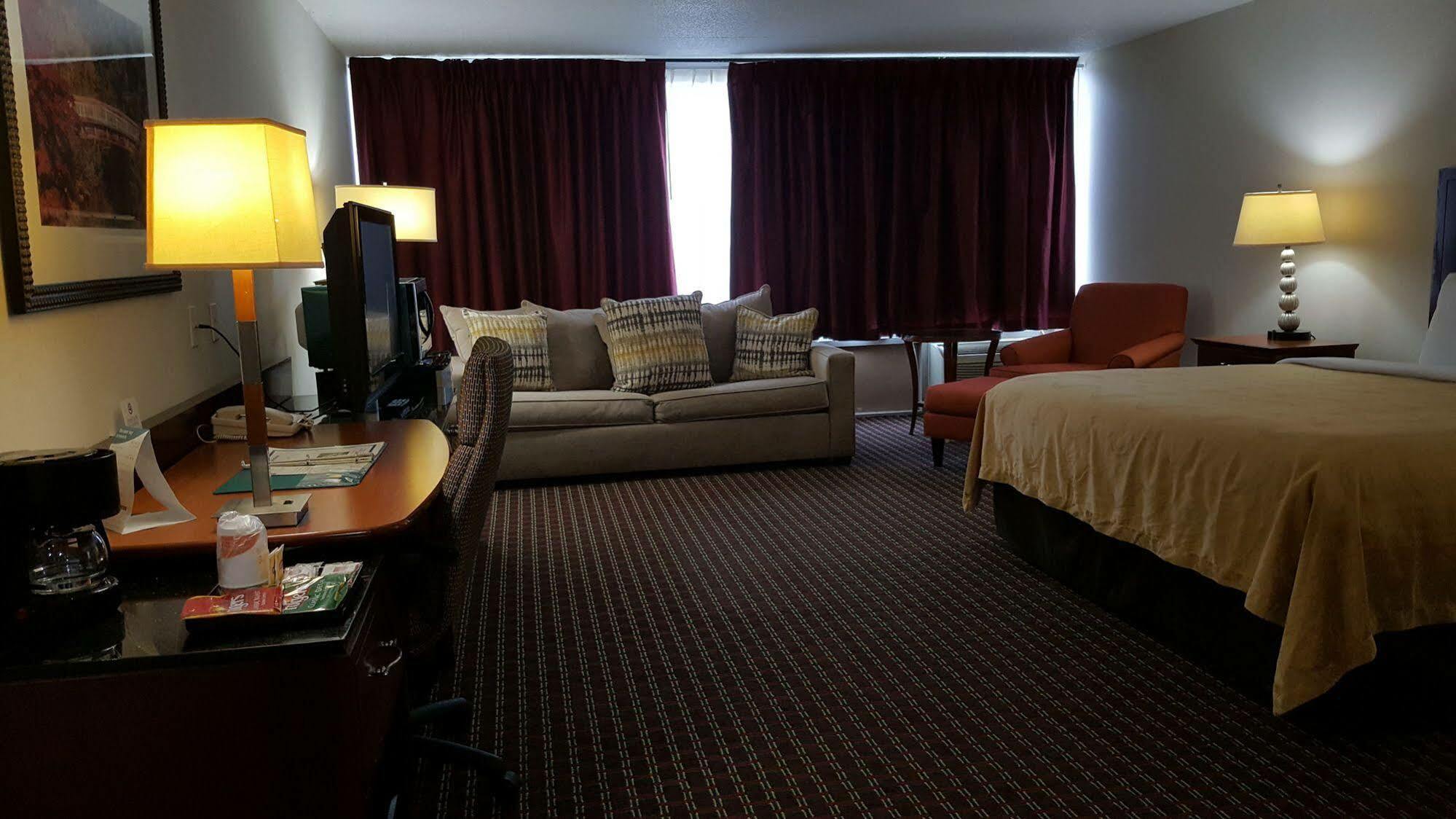 Days Inn By Wyndham Hartsfield Jackson Atlanta Airport West College Park Bagian luar foto