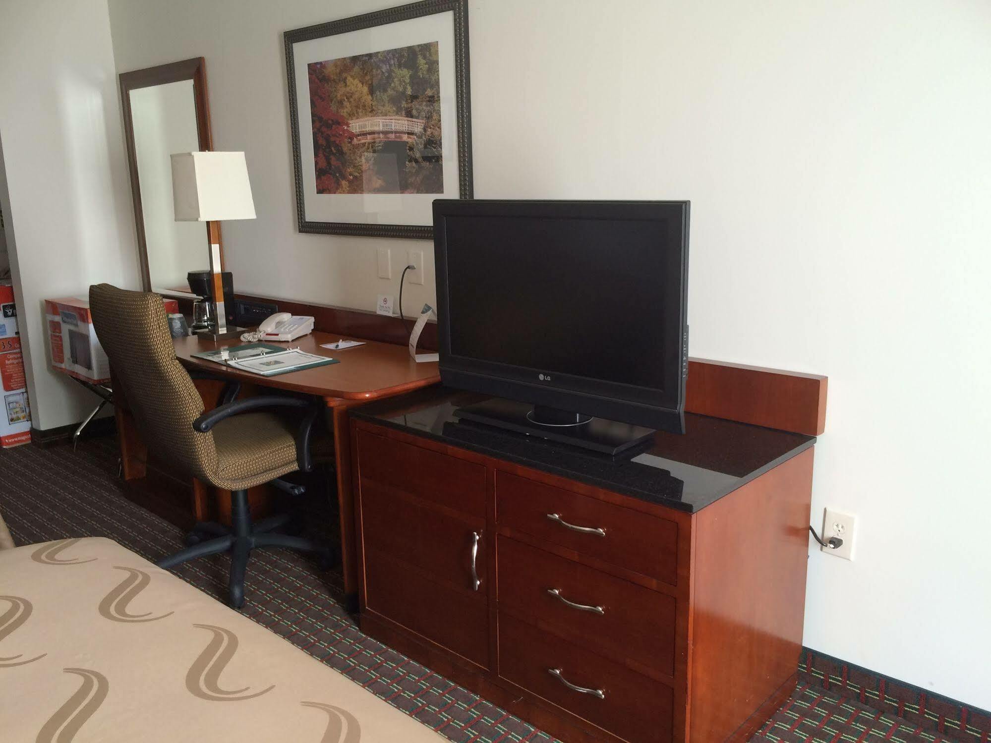 Days Inn By Wyndham Hartsfield Jackson Atlanta Airport West College Park Bagian luar foto